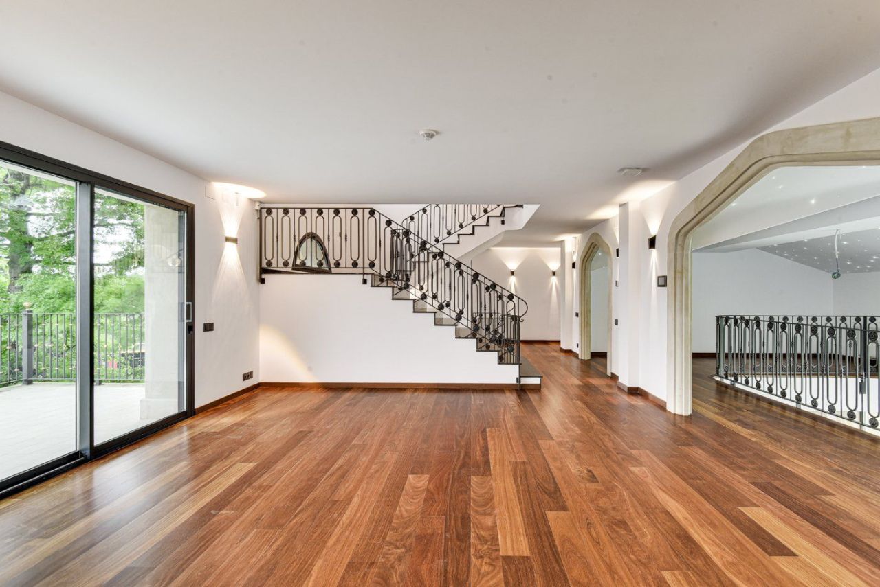 Дом в Барселоне, Испания, 2 000 м² - фото 18