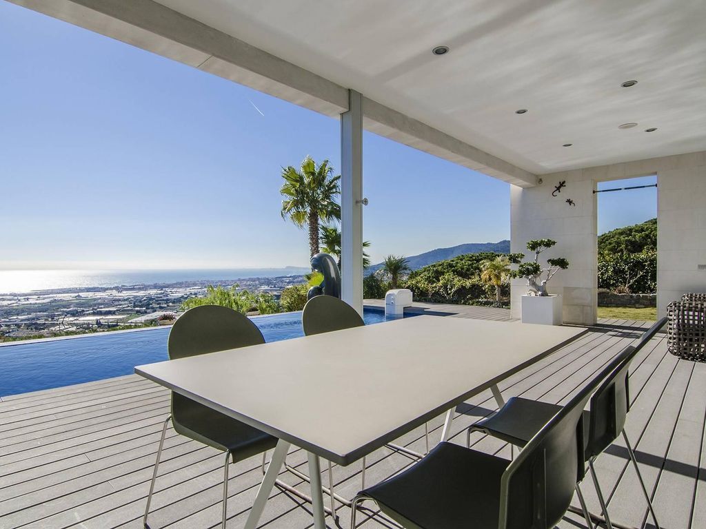 Дом на Коста-дель-Маресме, Испания, 358 м² - фото 18