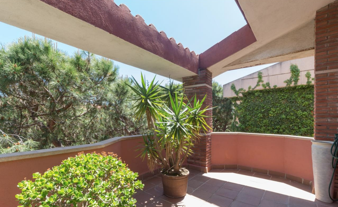 Таунхаус в Барселоне, Испания, 330 м² - фото 19