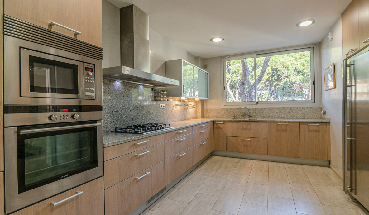 Дом на Коста-дель-Гарраф, Испания, 450 м² - фото 19