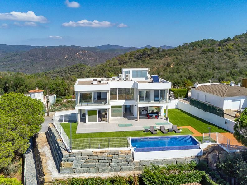 Дом на Коста-Брава, Испания, 400 м² - фото 19