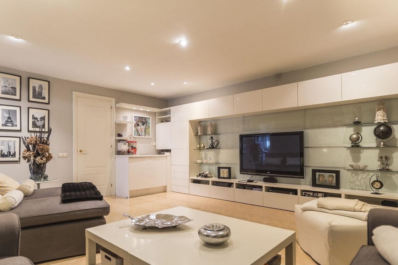 Дом в Барселоне, Испания, 496 м² - фото 19