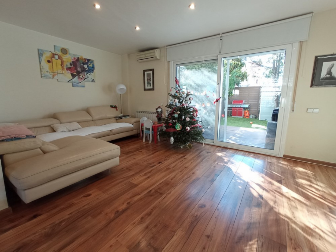 Таунхаус в Барселоне, Испания, 150 м² - фото 19