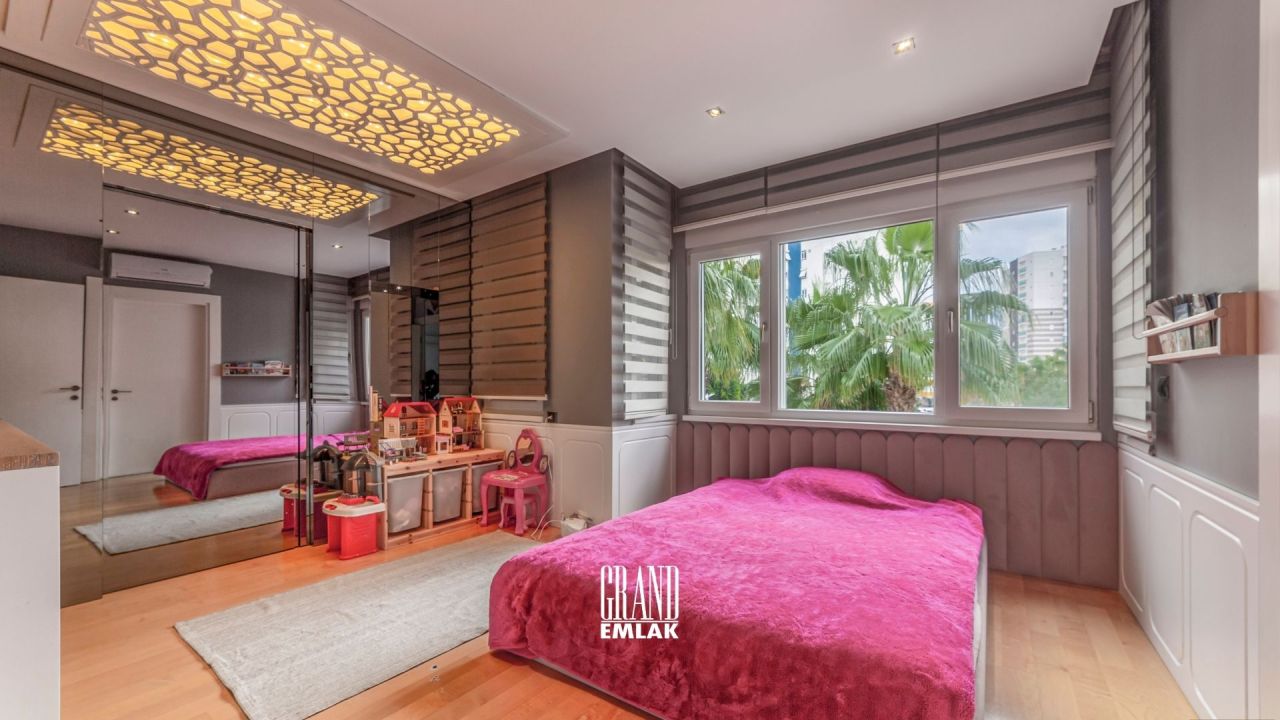 Вилла в Анталии, Турция, 450 м² - фото 10