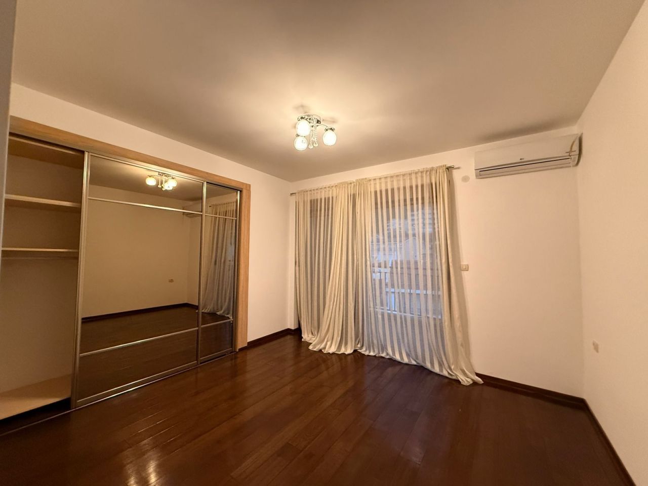 Квартира в Будве, Черногория, 152 м² - фото 9