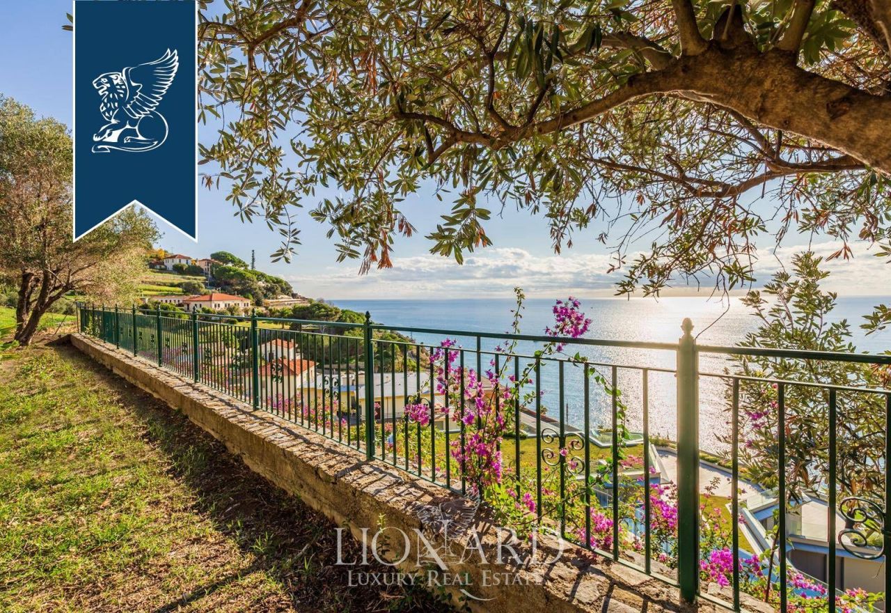 Вилла в Сан-Ремо, Италия, 180 м² - фото 12