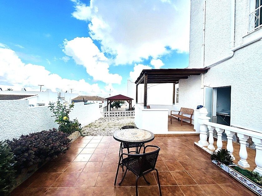 Вилла в Ориуэле, Испания, 108 м² - фото 9