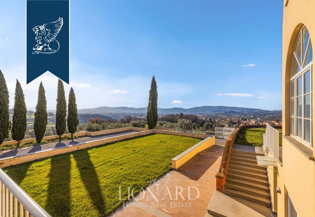 Вилла в Пистое, Италия, 1 800 м² - фото 14