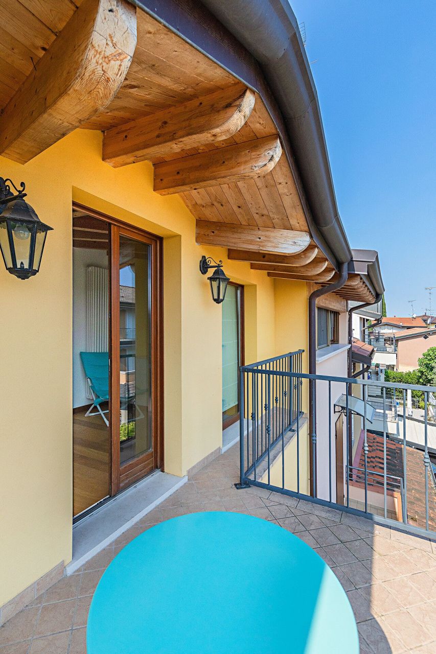 Апартаменты у озера Гарда, Италия, 90 м² - фото 11