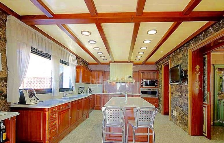 Шале в Калелья, Испания, 600 м² - фото 3