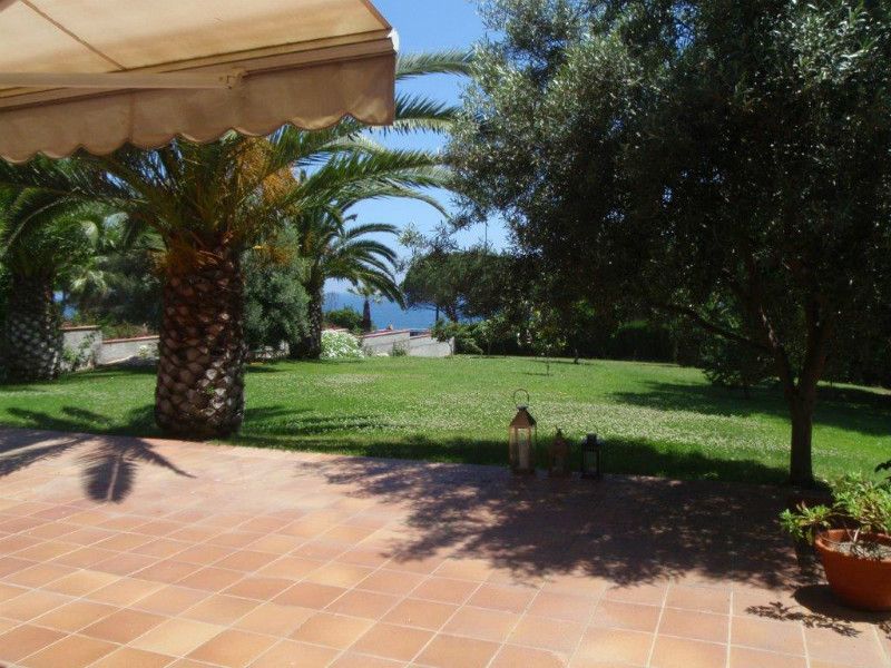 Шале на Льорет-де-Мар, Испания, 500 м² - фото 8