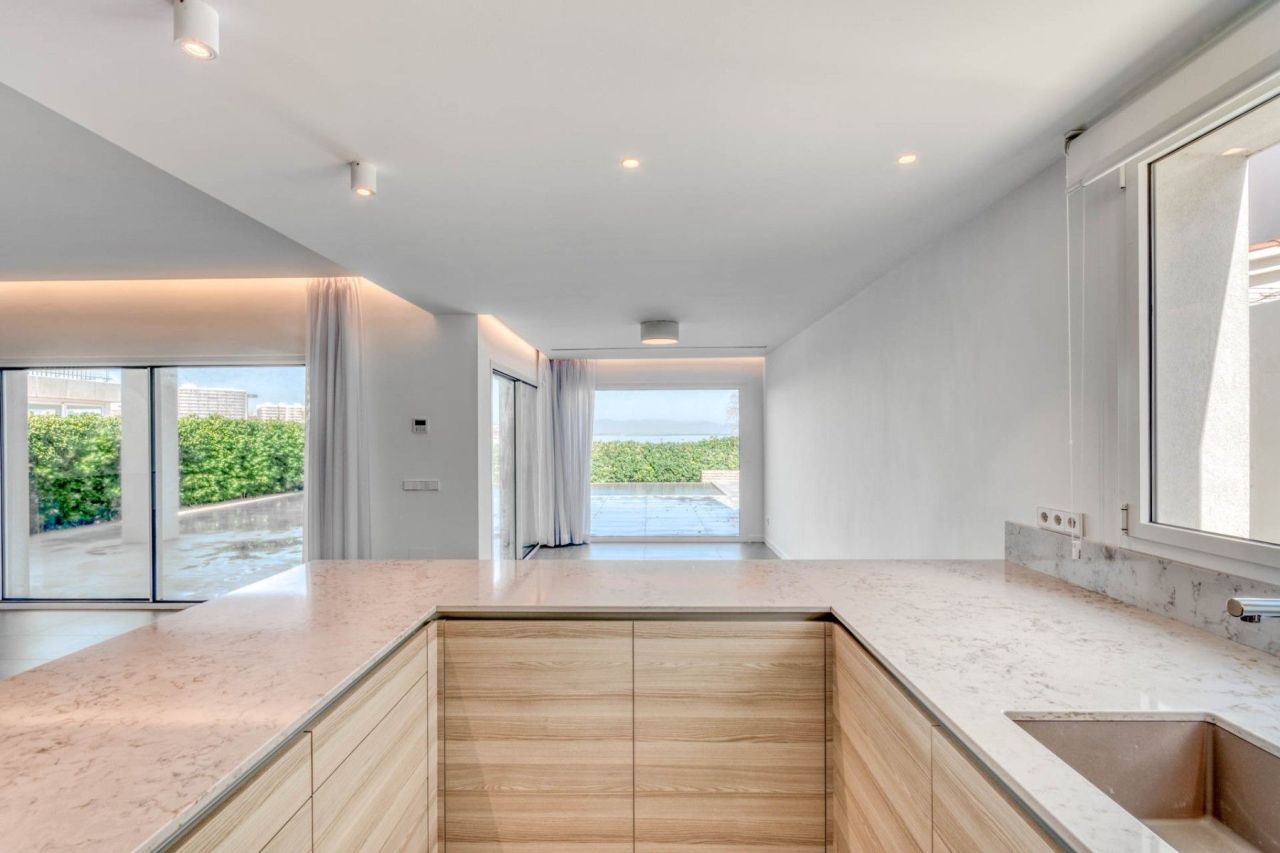 Шале на Коста-Брава, Испания, 214 м² - фото 10