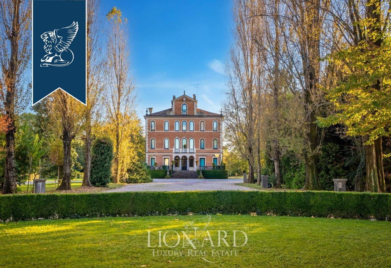 Вилла в Тревизо, Италия, 1 200 м² - фото 3