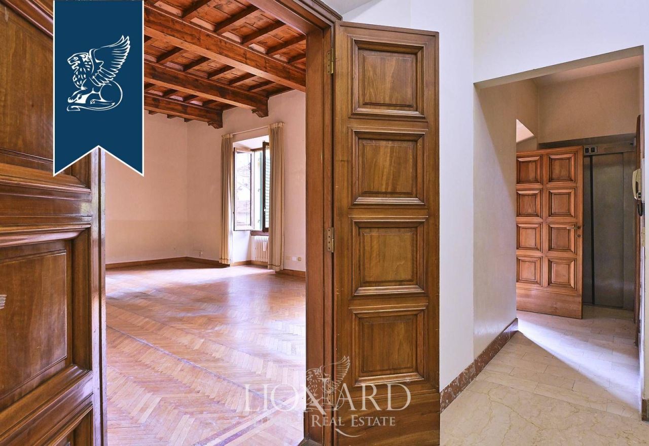 Дом во Флоренции, Италия, 1 300 м² - фото 6