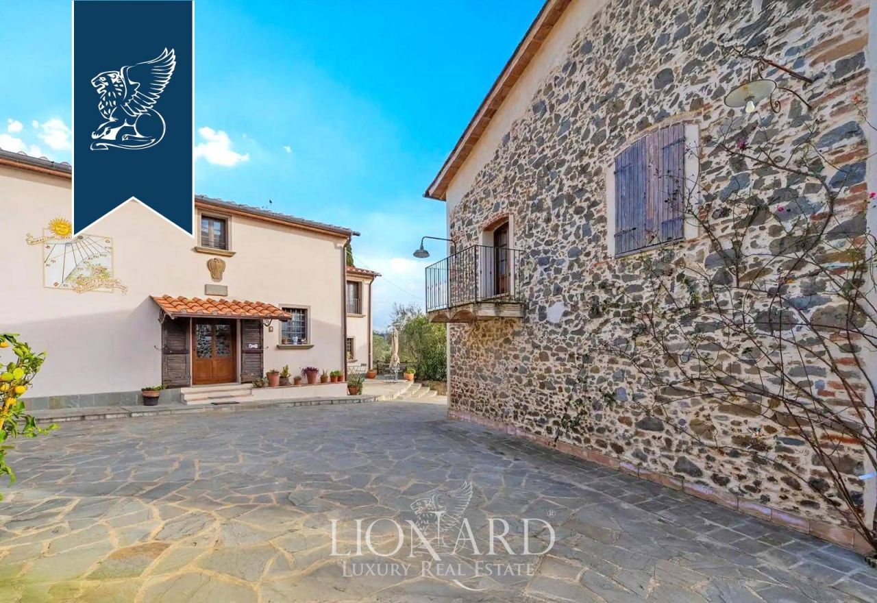 Ферма в Пистое, Италия, 700 м² - фото 8