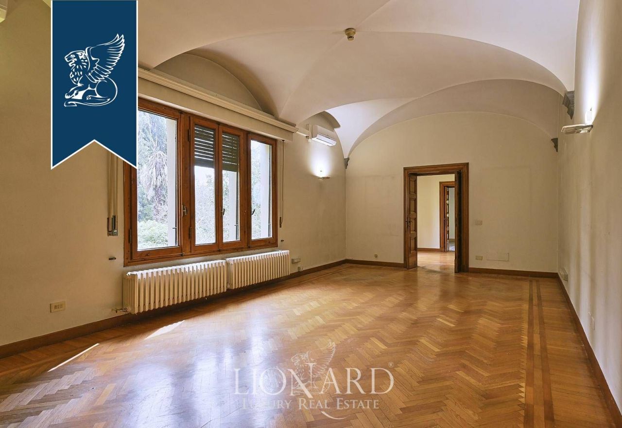 Дом во Флоренции, Италия, 1 300 м² - фото 11