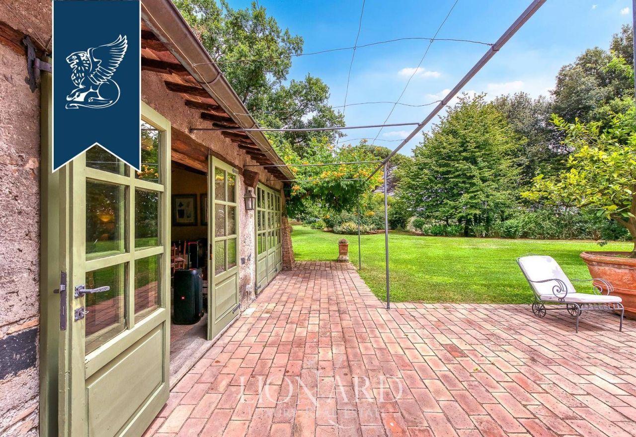 Вилла в Риме, Италия, 2 500 м² - фото 11