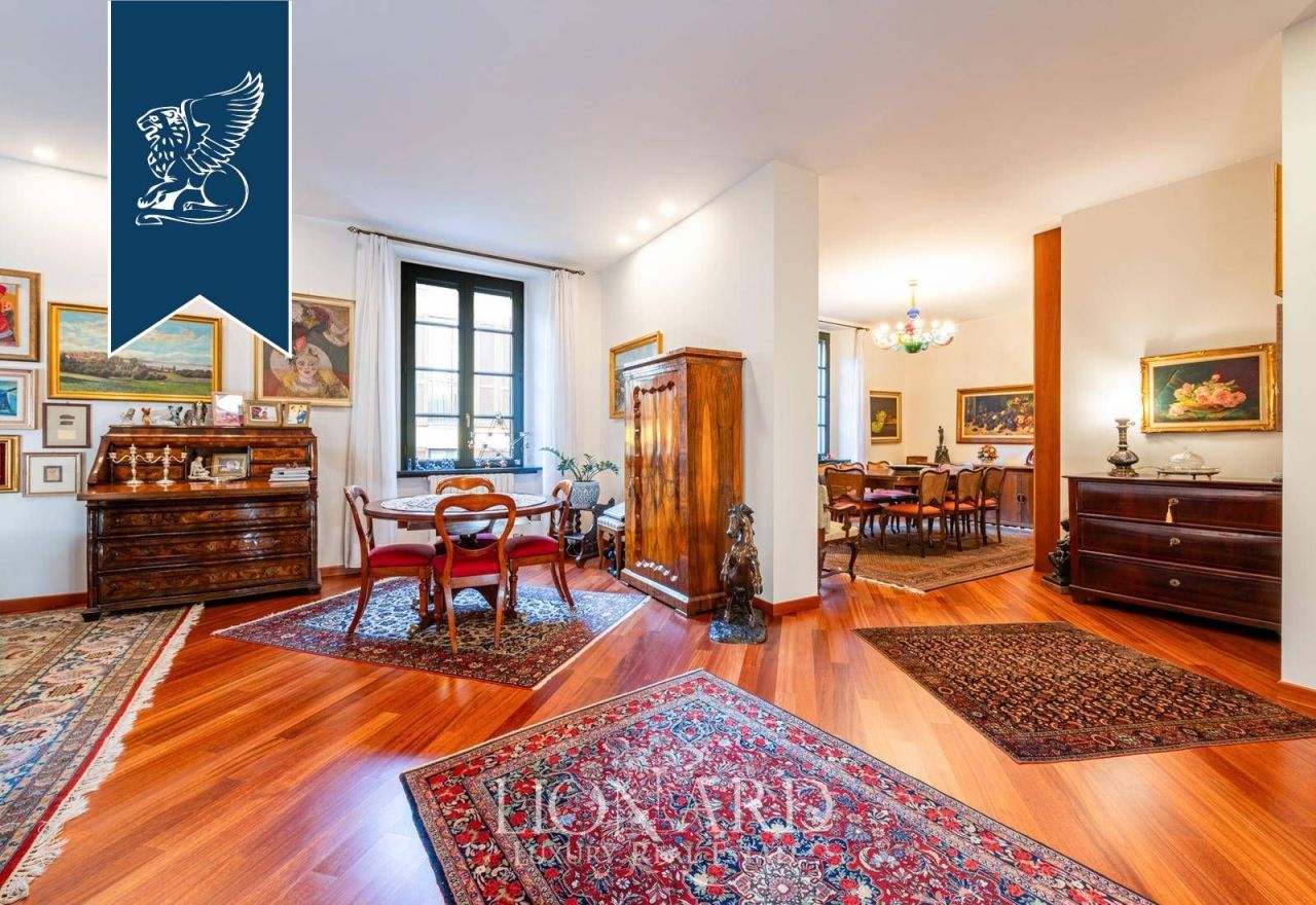 Апартаменты в Милане, Италия, 195 м² - фото 11