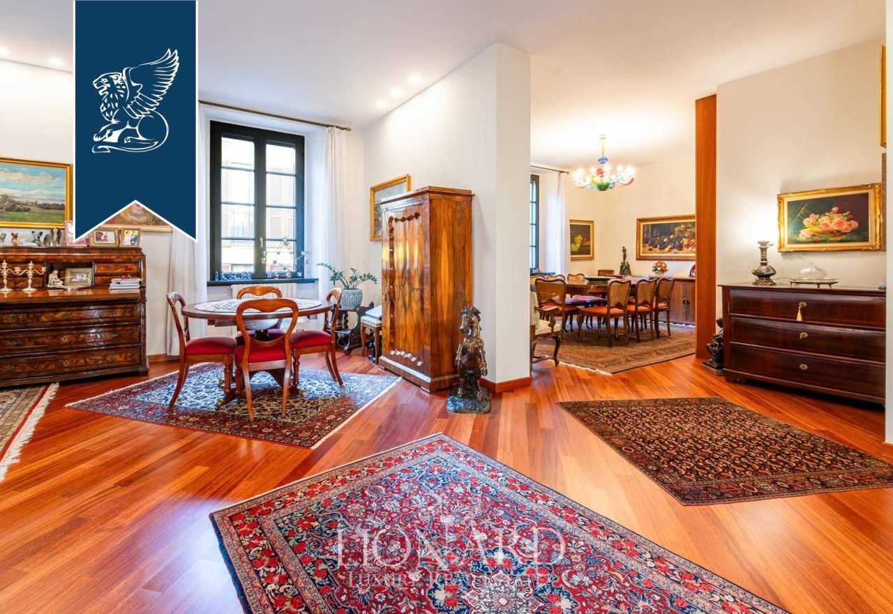 Апартаменты в Милане, Италия, 195 м² - фото 14