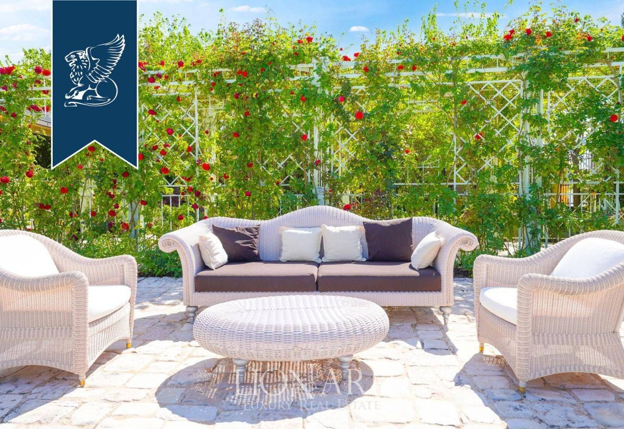 Отель, гостиница в Пизе, Италия, 2 500 м² - фото 15