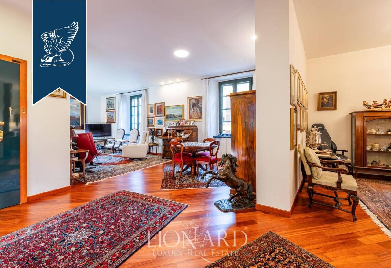 Апартаменты в Милане, Италия, 195 м² - фото 15