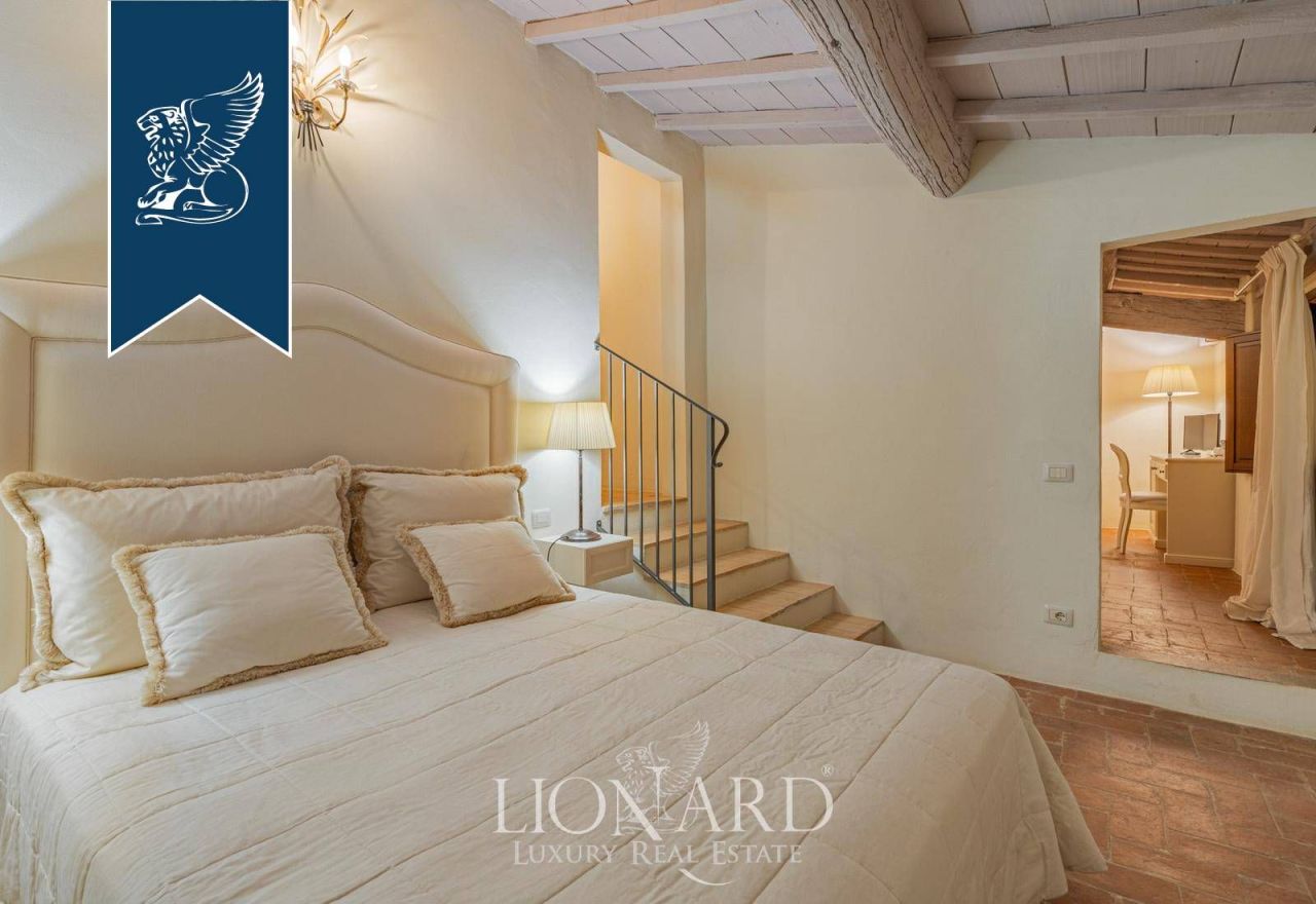 Ферма в Пистое, Италия, 700 м² - фото 18