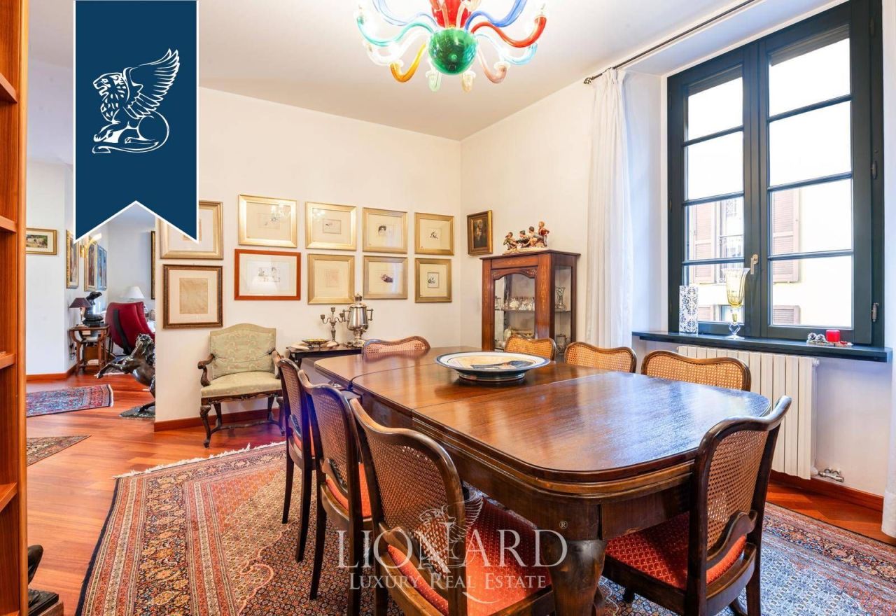 Апартаменты в Милане, Италия, 195 м² - фото 19