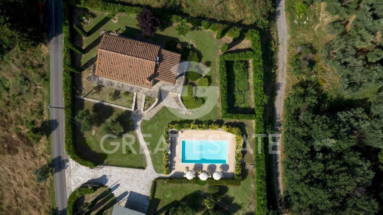 Дом в Вольтерре, Италия, 80 м² - фото 2