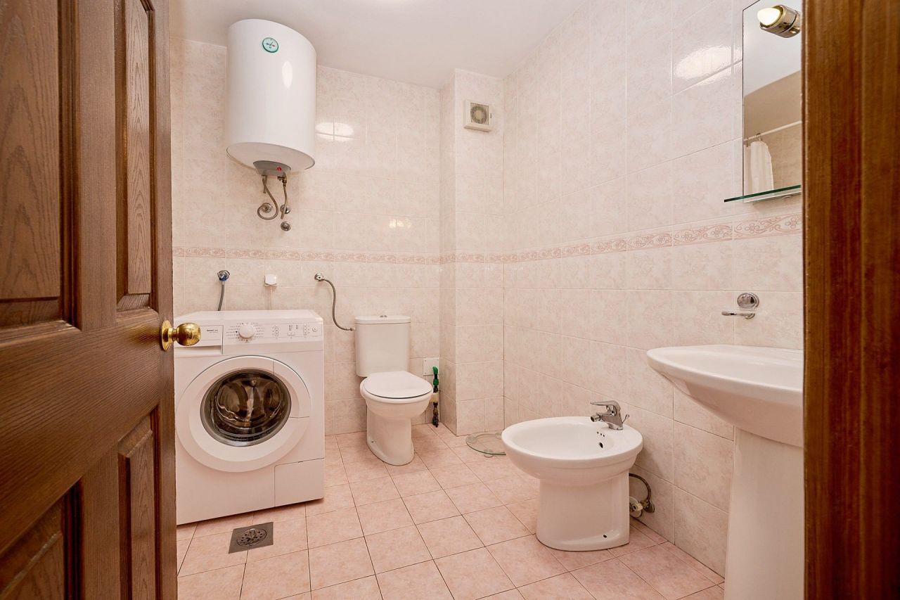 Квартира в Будве, Черногория, 62 м² - фото 10