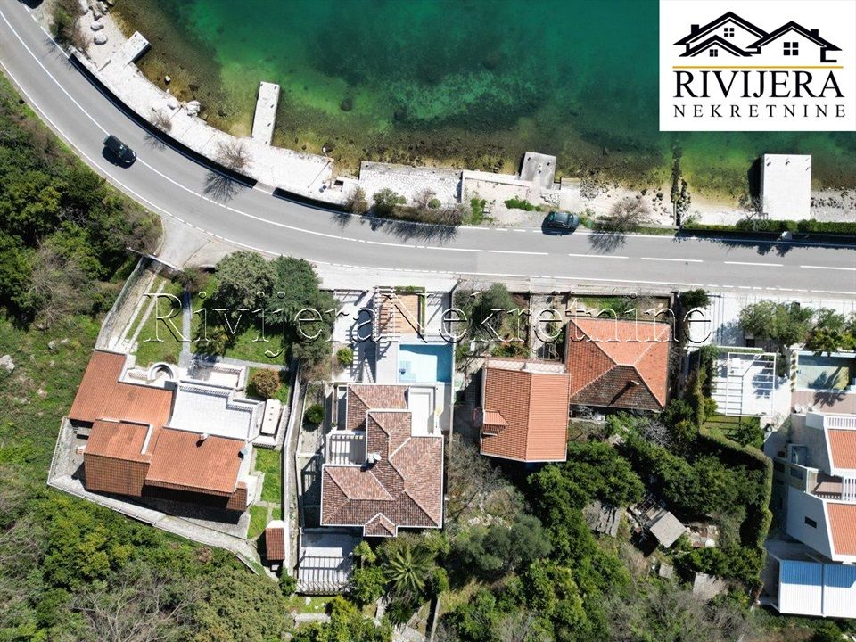 Вилла в Которе, Черногория, 405 м² - фото 4