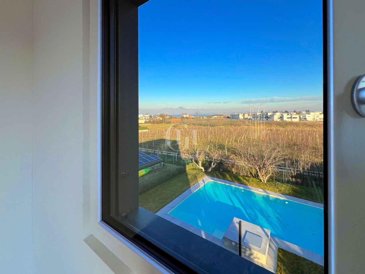 Пентхаус у озера Гарда, Италия, 124 м² - фото 8