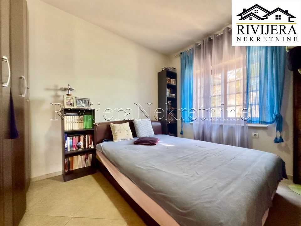 Дом в Тивате, Черногория, 90 м² - фото 13