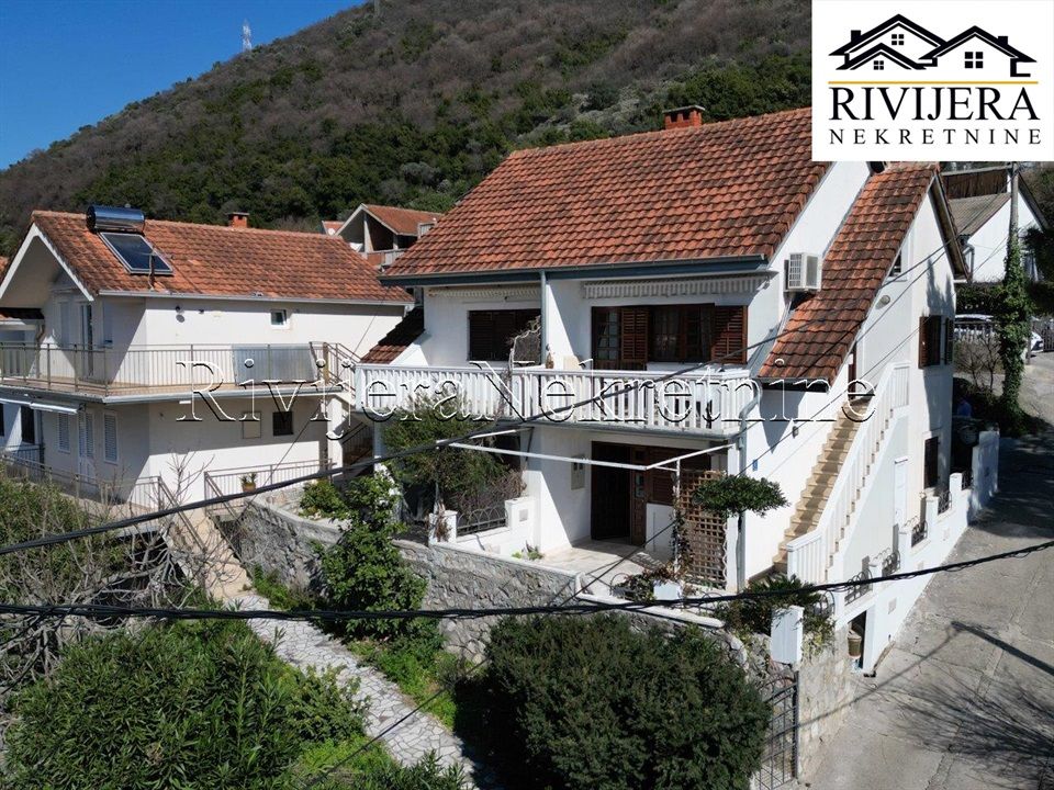 Дом в Тивате, Черногория, 90 м² - фото 5