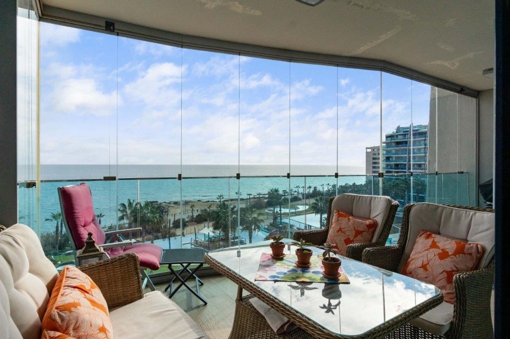 Апартаменты в Пунта Приме, Испания, 97 м² - фото 1