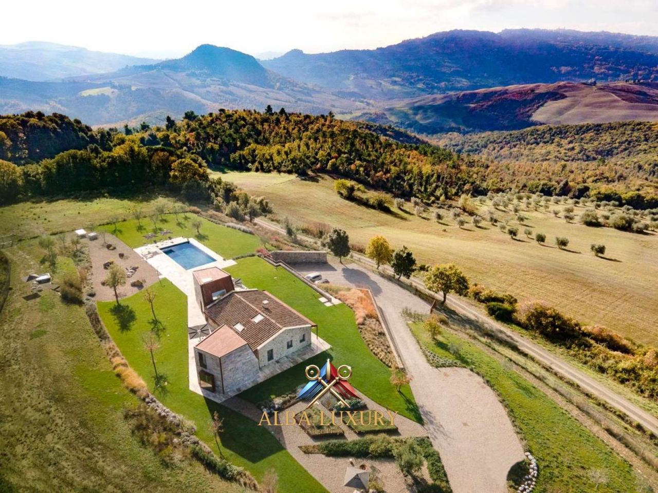 Вилла в Вольтерре, Италия, 470 м² - фото 8