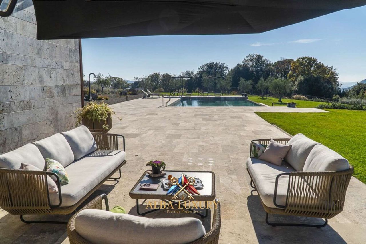 Вилла в Вольтерре, Италия, 470 м² - фото 18