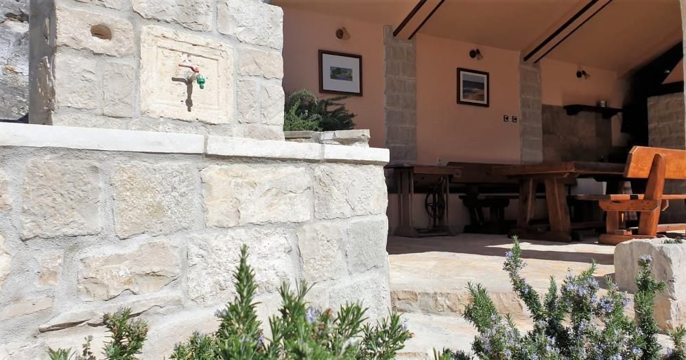 Отель, гостиница в Подстране, Хорватия, 200 м² - фото 13