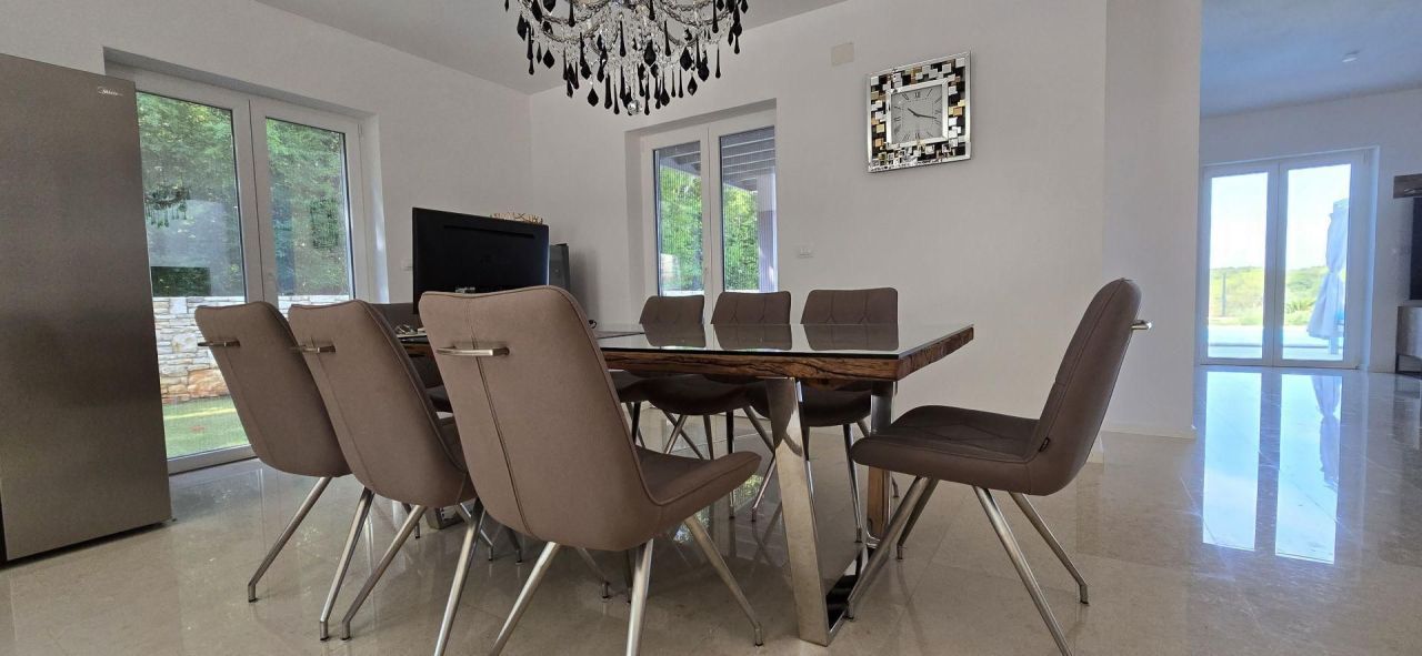 Вилла в Ровини, Хорватия, 236 м² - фото 16