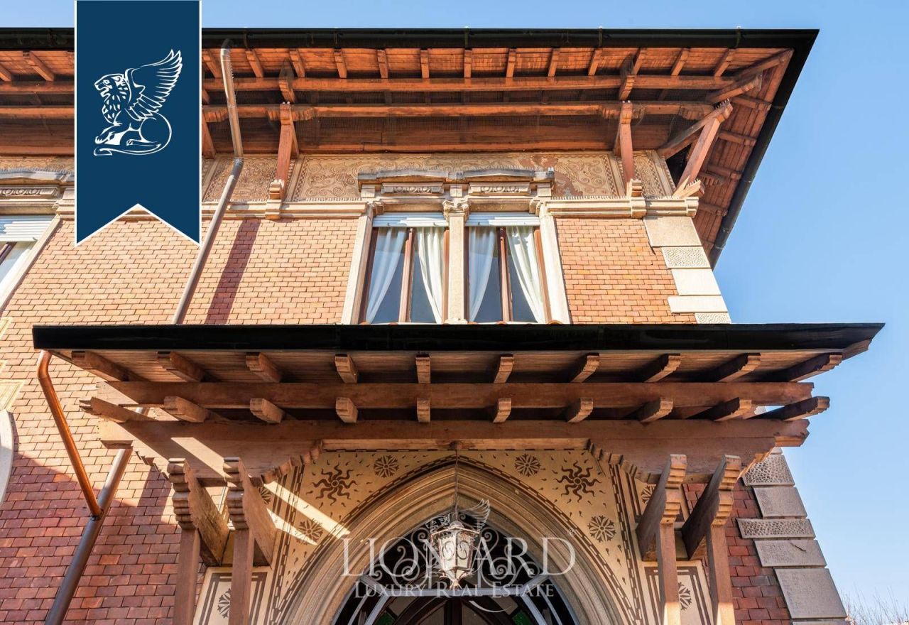 Вилла в Милане, Италия, 1 100 м² - фото 8