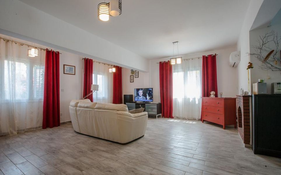 Вилла в Пафосе, Кипр, 150 м² - фото 8