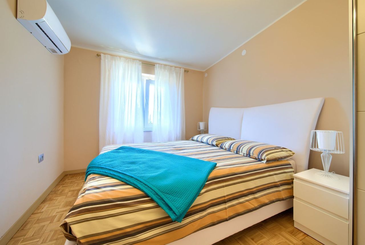 Вилла в Нови-Винодольски, Хорватия, 200 м² - фото 8