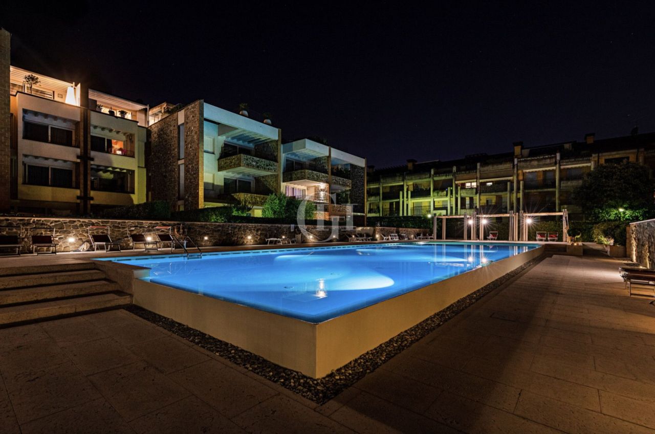 Апартаменты у озера Гарда, Италия, 120 м² - фото 4