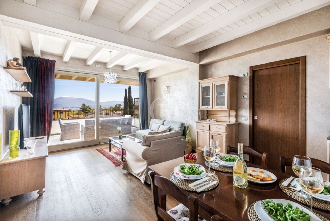 Апартаменты у озера Гарда, Италия, 120 м² - фото 7