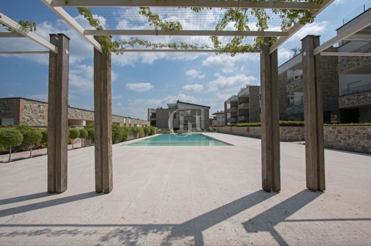 Апартаменты у озера Гарда, Италия, 120 м² - фото 11