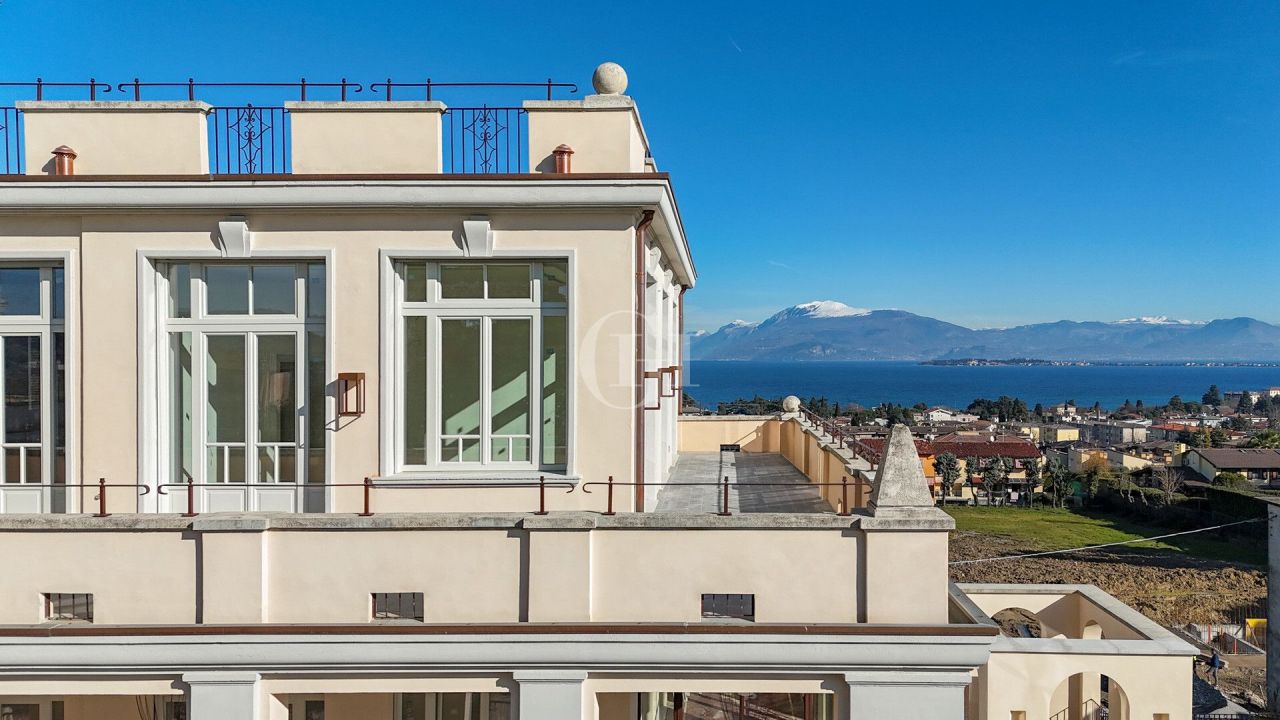 Апартаменты у озера Гарда, Италия, 318 м² - фото 6
