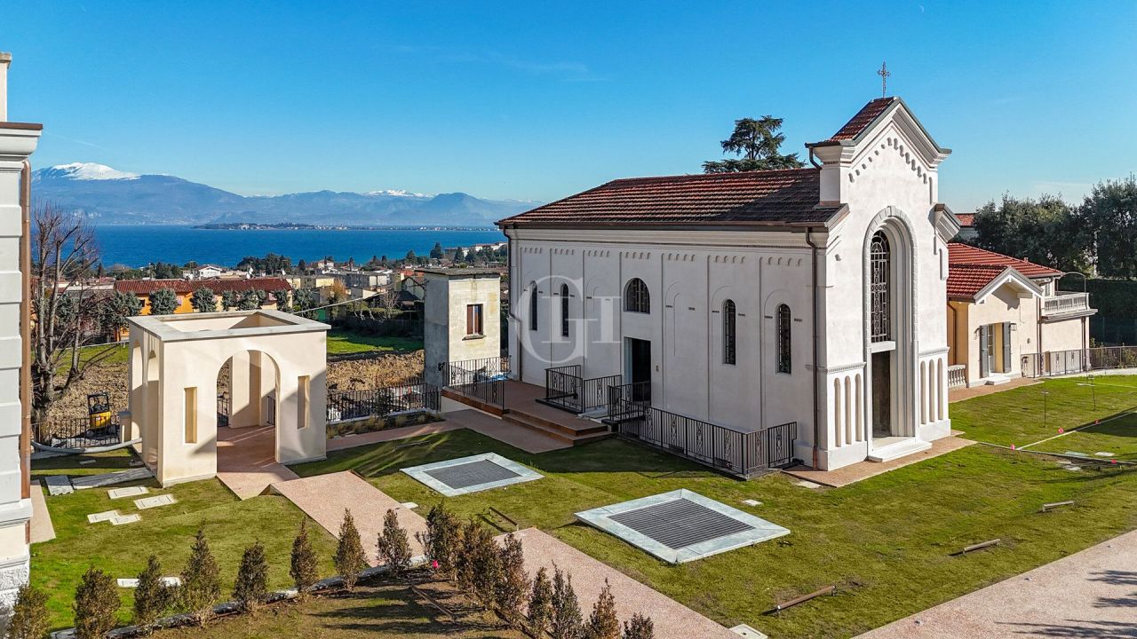 Вилла у озера Гарда, Италия, 235 м² - фото 7