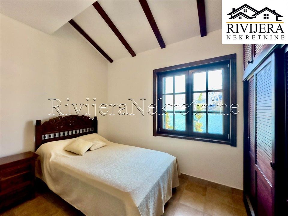 Квартира в Которе, Черногория, 92 м² - фото 3