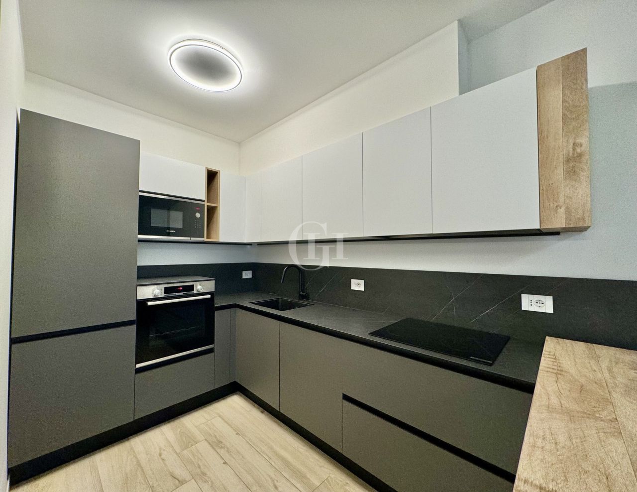 Апартаменты у озера Гарда, Италия, 100 м² - фото 4