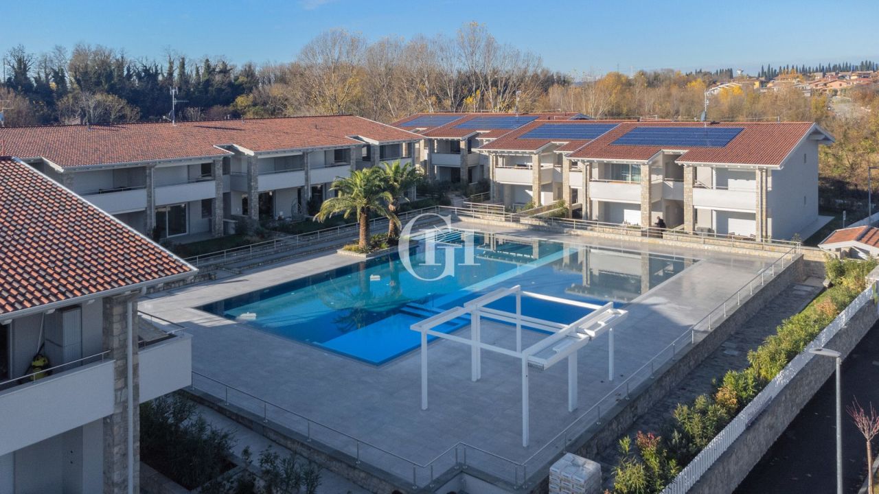 Апартаменты у озера Гарда, Италия, 100 м² - фото 11