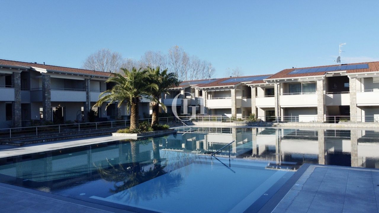 Апартаменты у озера Гарда, Италия, 100 м² - фото 13